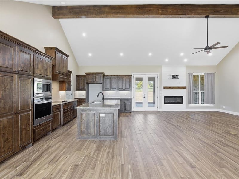105 Carls Court, Boyd TX 76023 - Photo 6