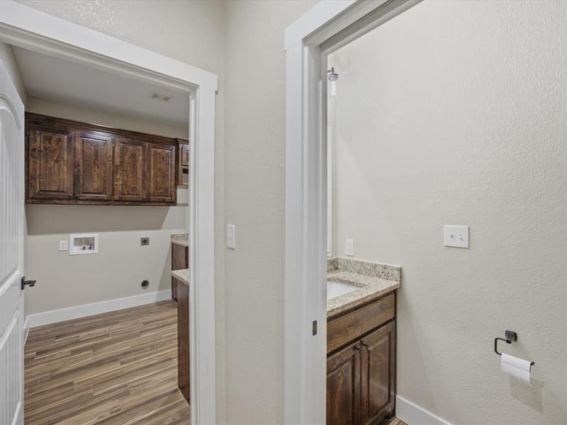 105 Carls Court, Boyd TX 76023 - Photo 32