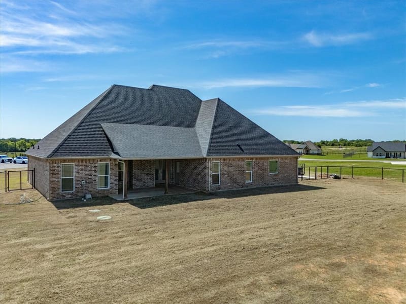 105 Carls Court, Boyd TX 76023 - Photo 34