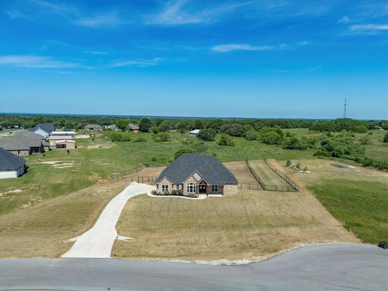 105 Carls Court, Boyd TX 76023 - Photo 33
