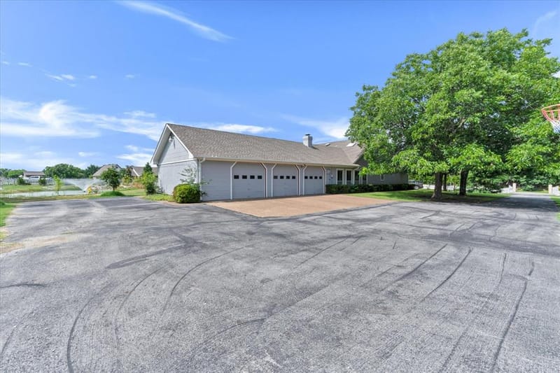 2717 Clear Lake Road, Weatherford TX 76087 - Photo 29