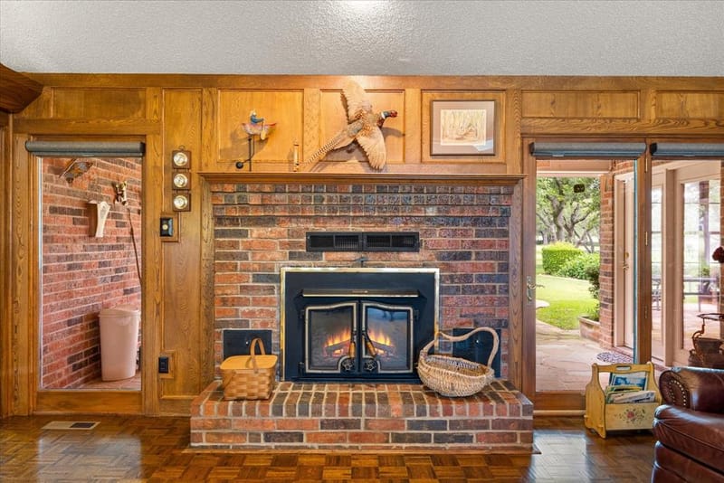 3808 Fairway Drive, Granbury TX 76049 - Photo 9