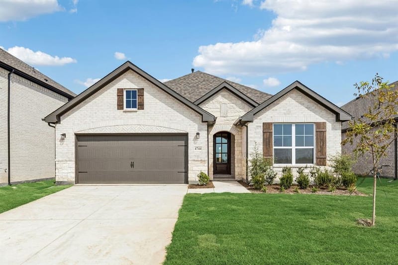 4744 Farmers Drive, Celina TX 75009