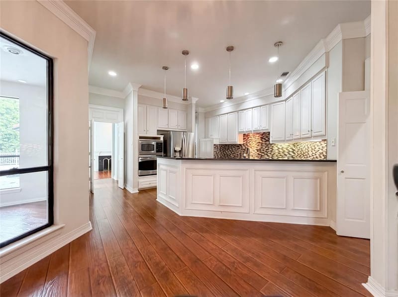 2405 Castle Rock Road, Arlington TX 76006 - Photo 6