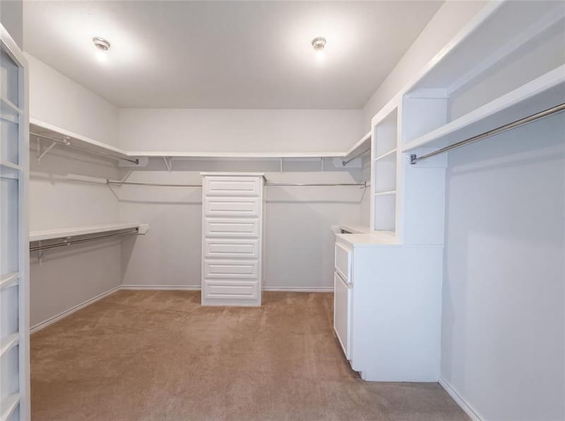 2405 Castle Rock Road, Arlington TX 76006 - Photo 16