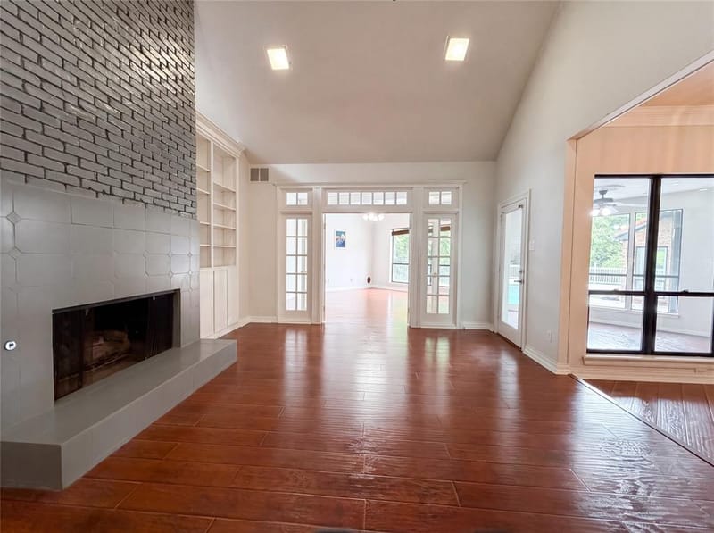 2405 Castle Rock Road, Arlington TX 76006 - Photo 12
