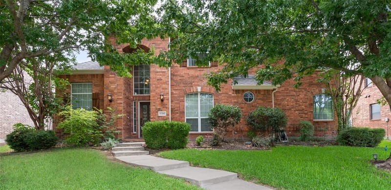11202 Monarch Drive, Frisco TX 75033 - Photo 2