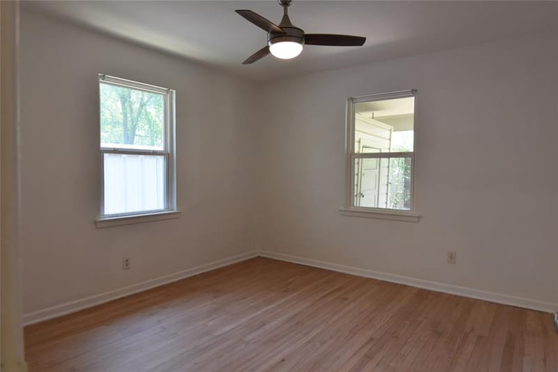 1202 Sunnyside Avenue, Cockrell Hill TX 75211 - Photo 6