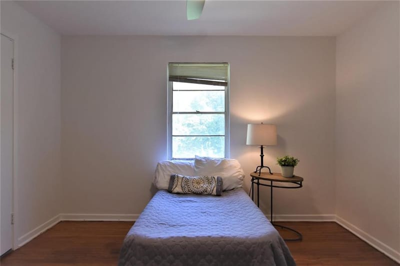 1202 Sunnyside Avenue, Cockrell Hill TX 75211 - Photo 12