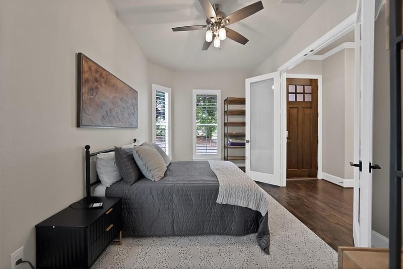 406 Mills Street, Fort Worth TX 76102 - Photo 22