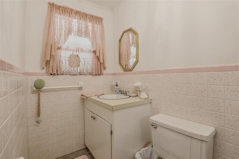 5303 Hilltop, Greenville TX 75402 - Photo 32