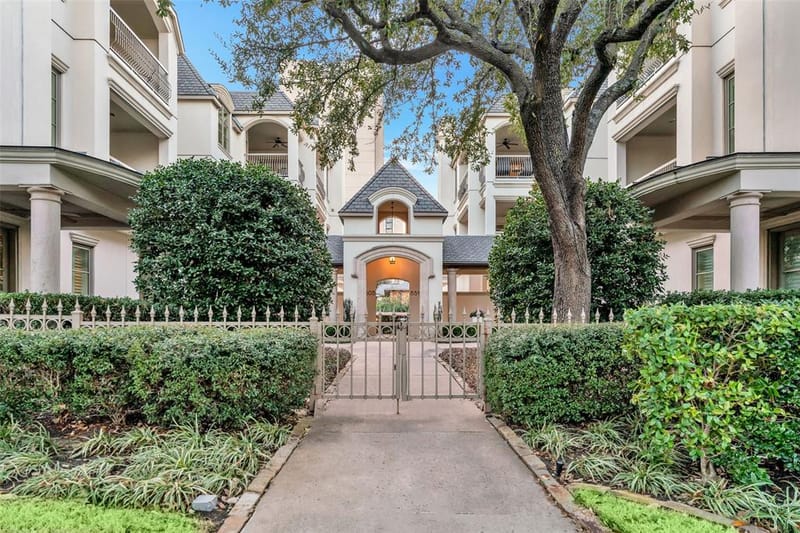 8511 Edgemere Road # 201, Dallas TX 75225 - Photo 34