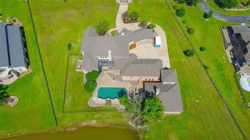 12090 Lake Trail Drive, Copper Canyon TX 76226 - Photo 10