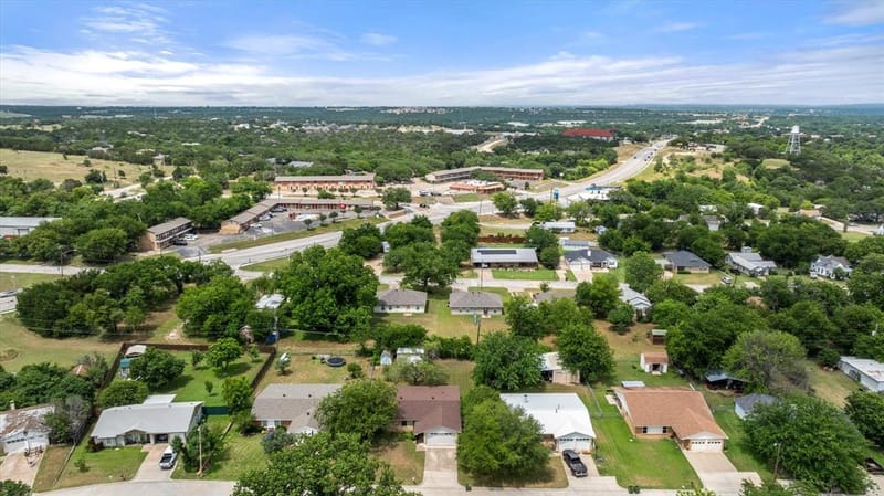 606 Nancy Drive, Glen Rose TX 76043 - Photo 36