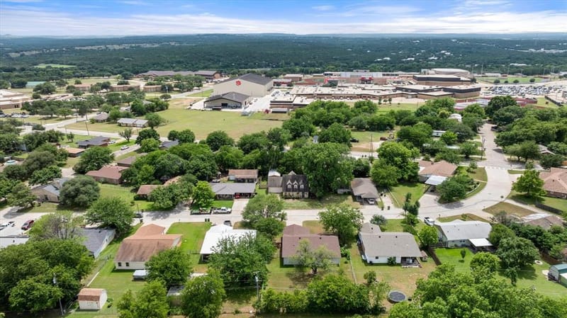 606 Nancy Drive, Glen Rose TX 76043 - Photo 33
