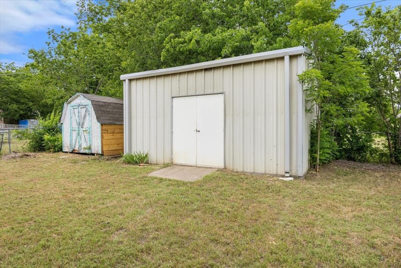 606 Nancy Drive, Glen Rose TX 76043 - Photo 25