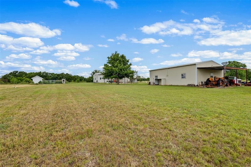 343 Meadow Lark Lane, Bowie TX 76230 - Photo 22