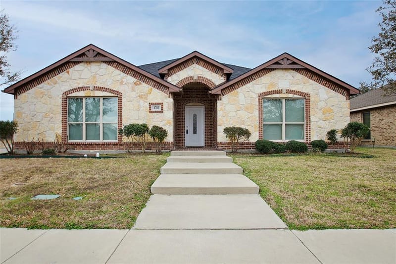 4702 Mariner Drive, Rowlett TX 75088