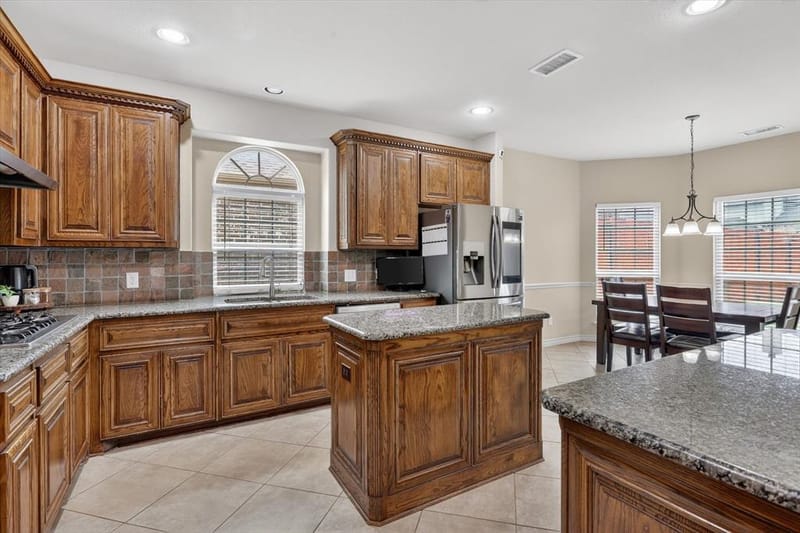 5817 Pine Flat Court, Fort Worth TX 76179 - Photo 8