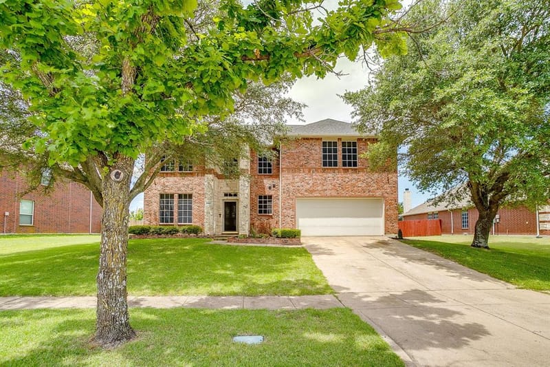 1607 Willow Lane, Cedar Hill TX 75104 - Photo 2