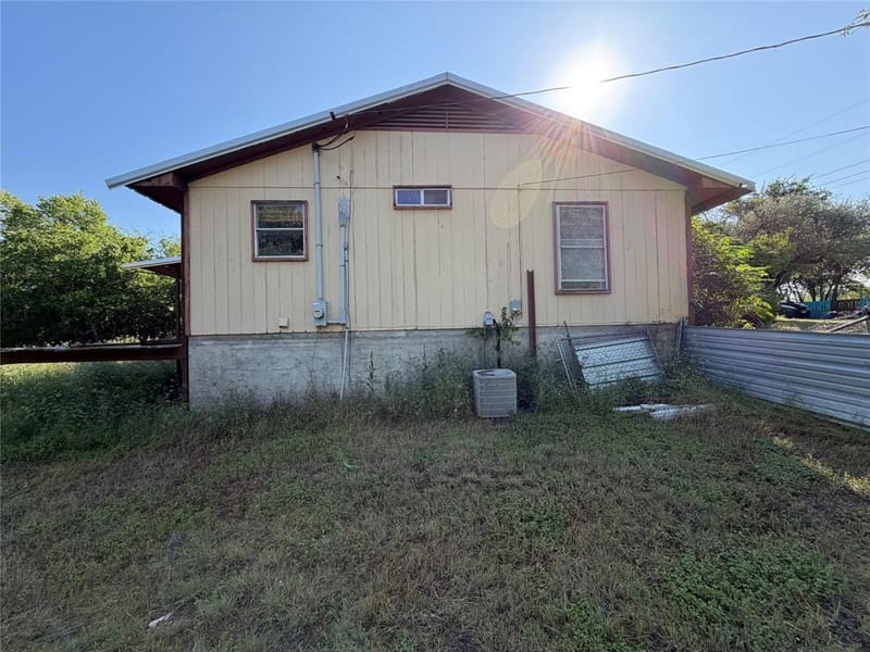 111 Four Feathers, Whitney TX 76692 - Photo 10