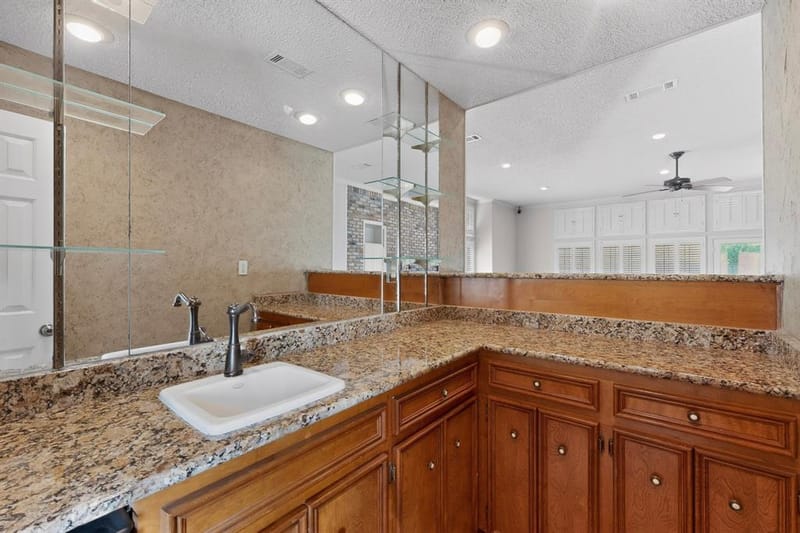 14015 Highmark Square, Dallas TX 75254 - Photo 7