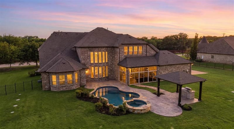 715 Simmons Road, Double Oak TX 75077 - Photo 2