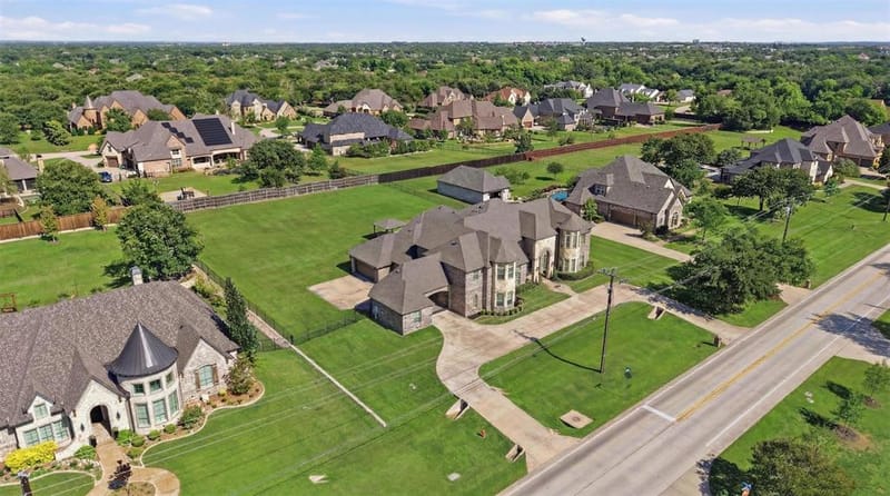 715 Simmons Road, Double Oak TX 75077 - Photo 38