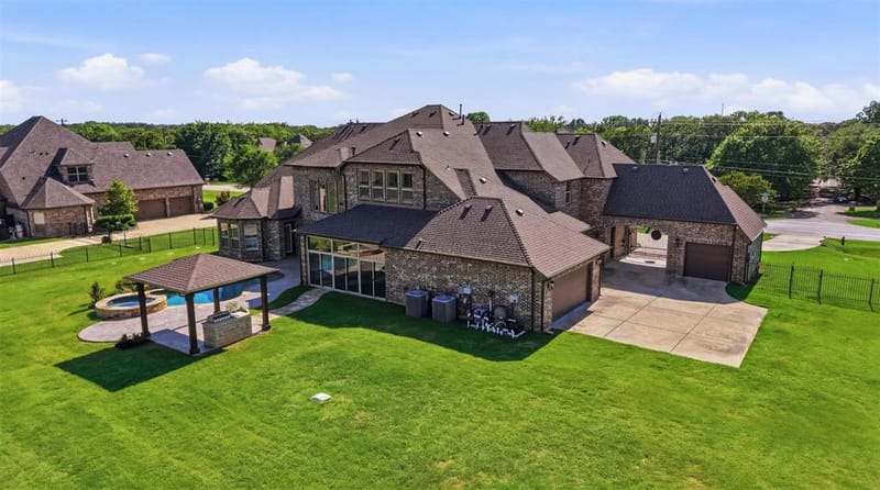 715 Simmons Road, Double Oak TX 75077 - Photo 33