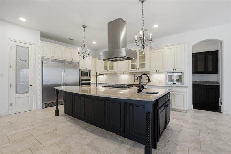 715 Simmons Road, Double Oak TX 75077 - Photo 15