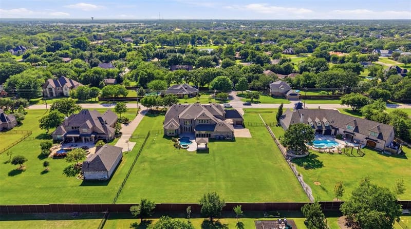 715 Simmons Road, Double Oak TX 75077 - Photo 35