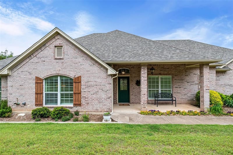 2809 Wind Point Court, Tolar TX 76476 - Photo 4