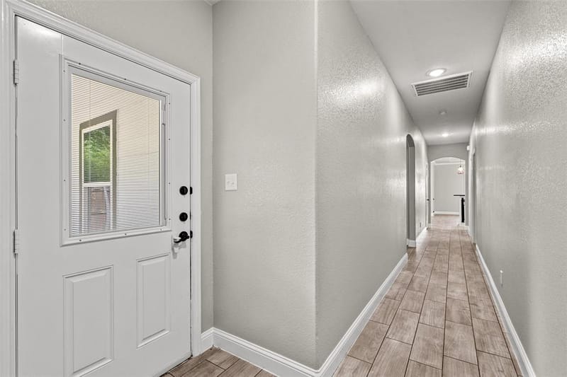 2955 Pearl Avenue, Fort Worth TX 76106 - Photo 10