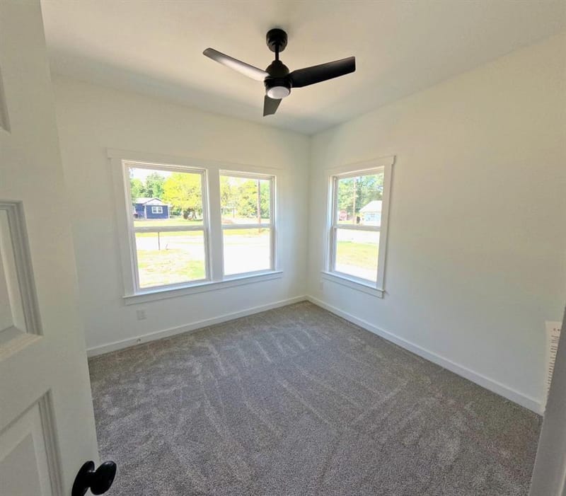 286 10th Street, Paris TX 75460 - Photo 9