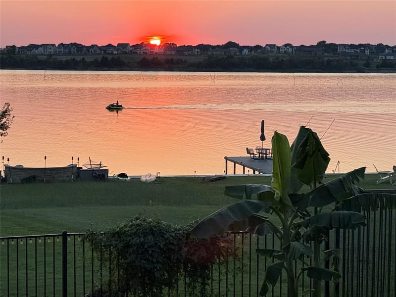 2213 Windjammer Way, Rowlett TX 75088 - Photo 37
