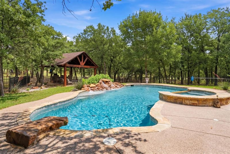 705 Boling Ranch Road, Azle TX 76020 - Photo 40