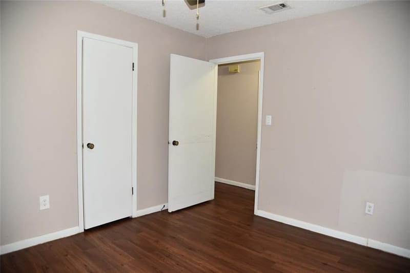 2521 W 5th Avenue, Corsicana TX 75110 - Photo 10