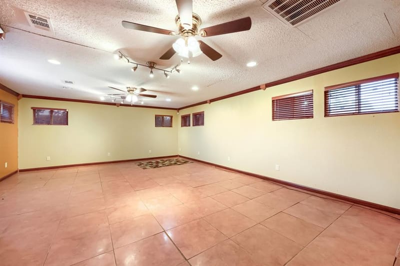 9324 Teagarden Road, Dallas TX 75217 - Photo 6