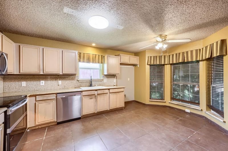 9324 Teagarden Road, Dallas TX 75217 - Photo 7