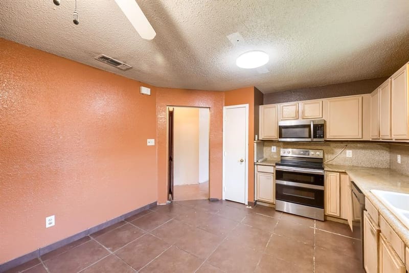 9324 Teagarden Road, Dallas TX 75217 - Photo 9