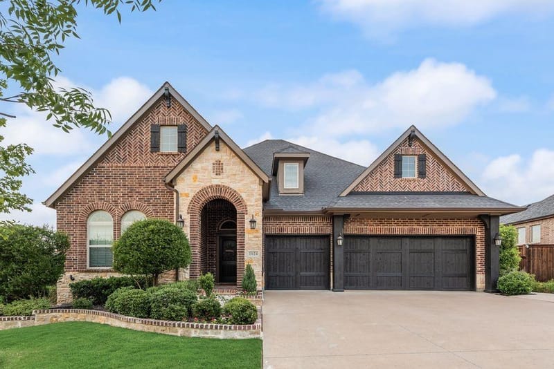 1024 Fairway Ranch Parkway, Roanoke TX 76262 - Photo 2