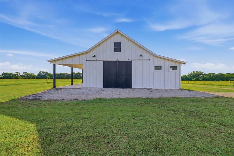 5235 Fm 1752 S, Whitewright TX 75491 - Photo 2