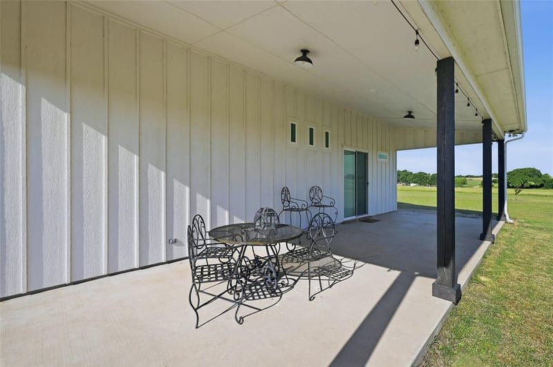 5235 Fm 1752 S, Whitewright TX 75491 - Photo 32