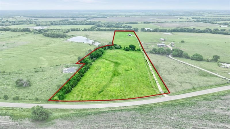 5235 Fm 1752 S, Whitewright TX 75491 - Photo 35