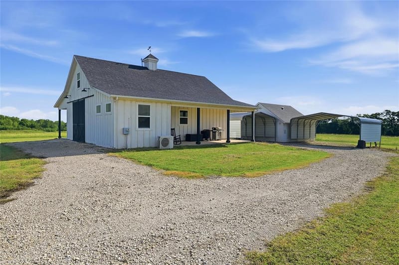 5235 Fm 1752 S, Whitewright TX 75491 - Photo 29