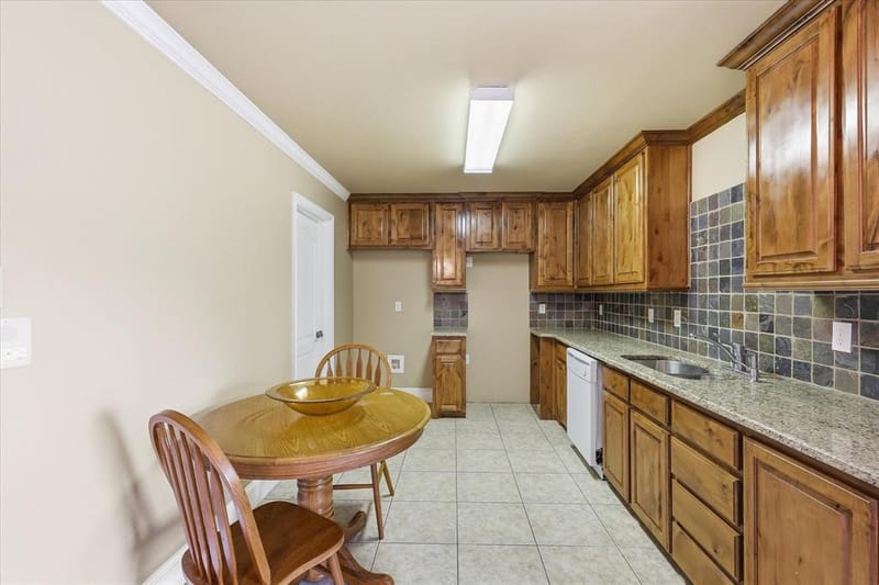 2056 Willow Bend Drive, Oak Leaf TX 75154 - Photo 34