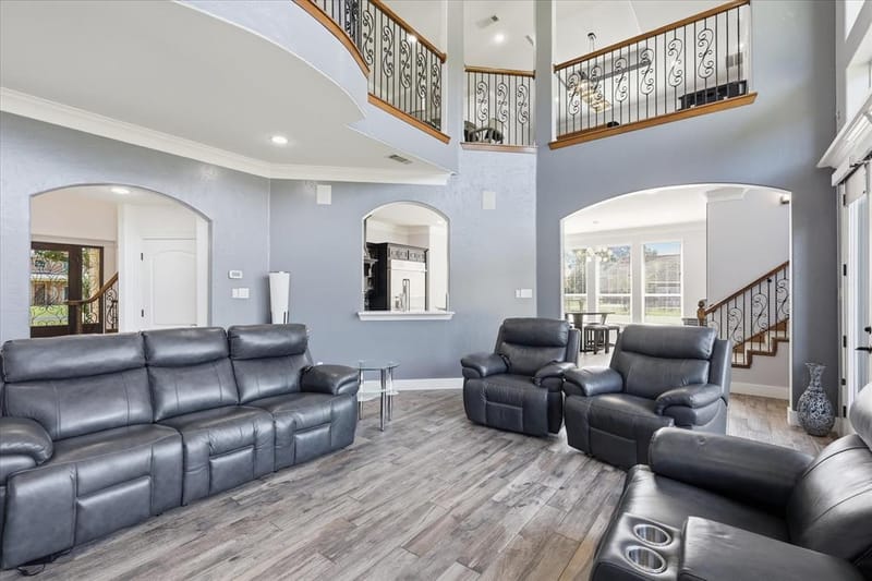2056 Willow Bend Drive, Oak Leaf TX 75154 - Photo 10