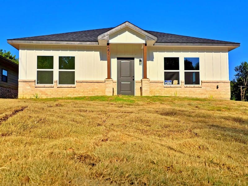 271 11th Street, Paris TX 75460 - Photo 2