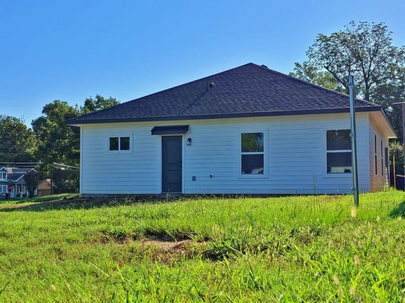271 11th Street, Paris TX 75460 - Photo 17