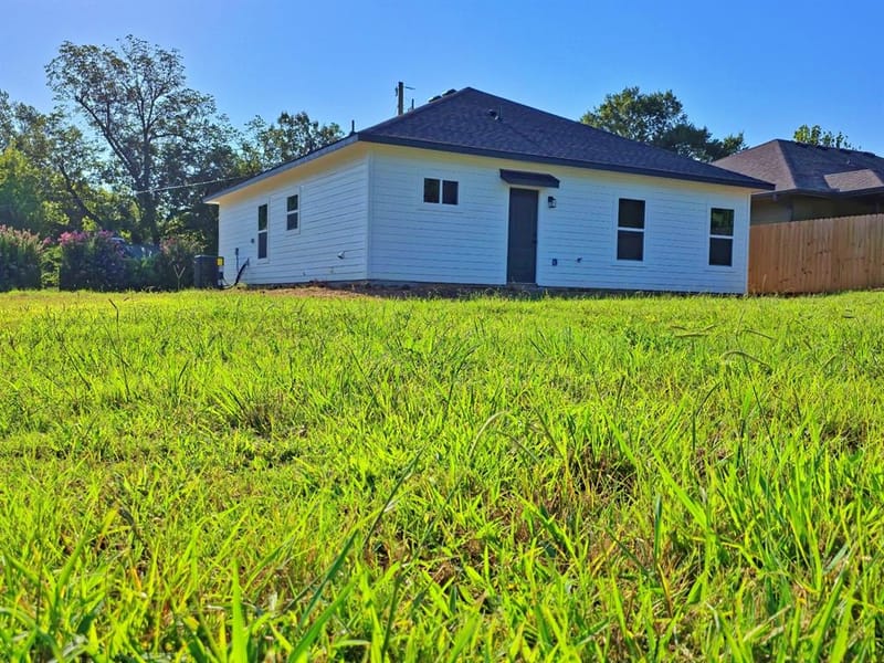 271 11th Street, Paris TX 75460 - Photo 15